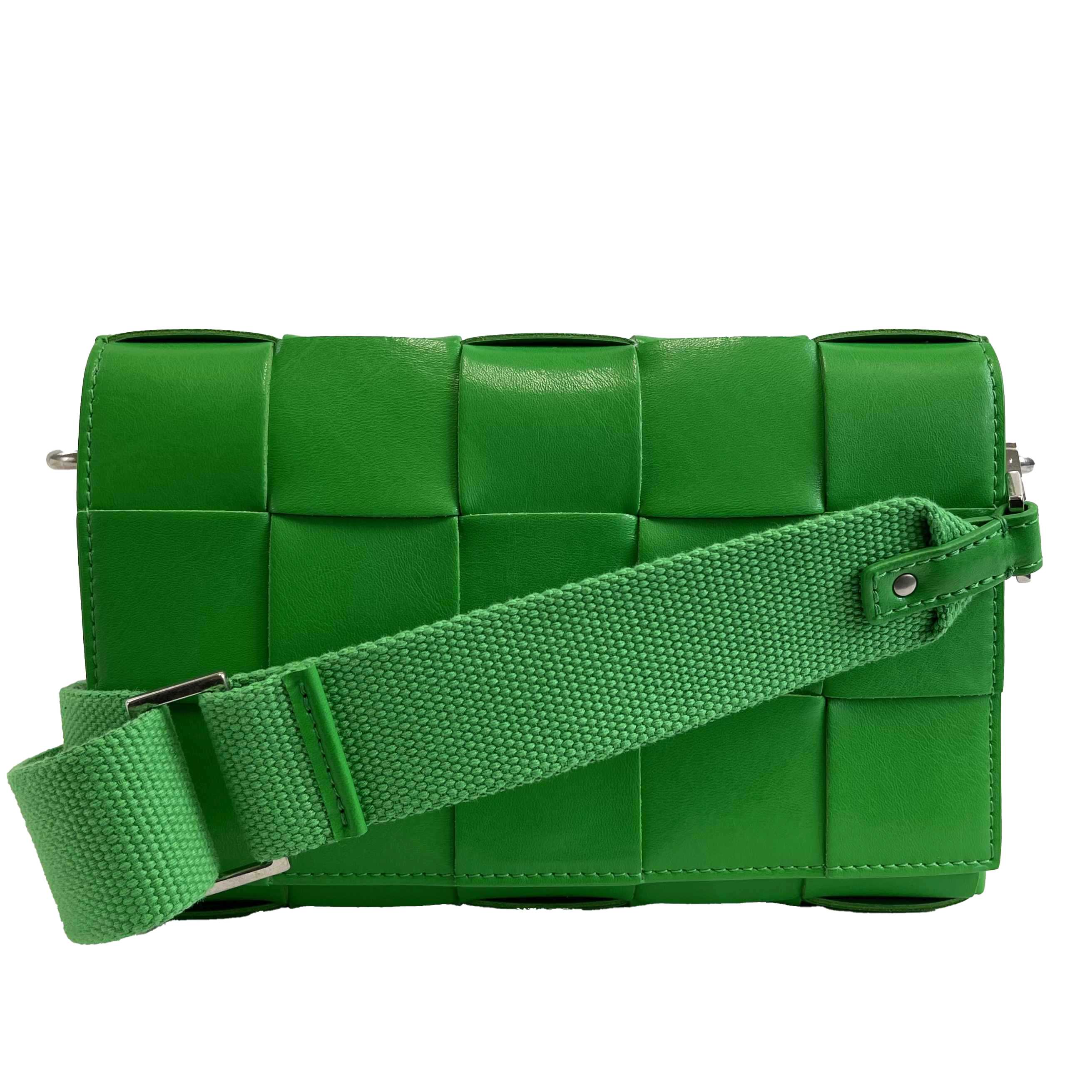 バッグ BOTTEGA VENETA Bottega Veneta NEW Parkeet Green Leather Cassette Crossbody